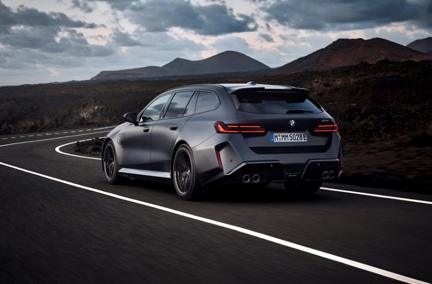  سيارة BMW M5 Touring الجديدة كلياً