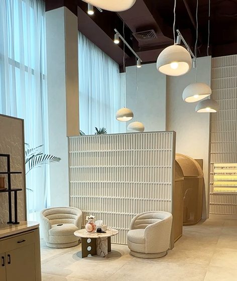  MKhalifa Design Studio’s Masterpiece – Russian Nails Nail Spa